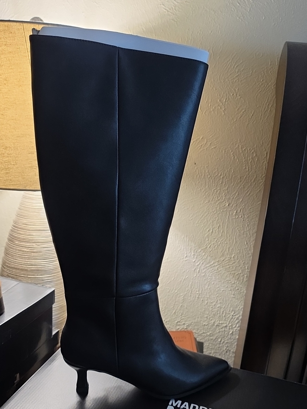 Classic Black Knee-High Pointed-Toe Kitten Heeled Boot Wide Calf